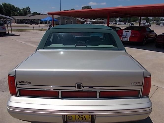 1997 lincoln town car in skiatook, oklahoma