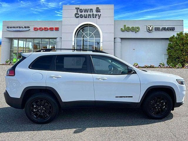 2023 jeep cherokee altitude lux