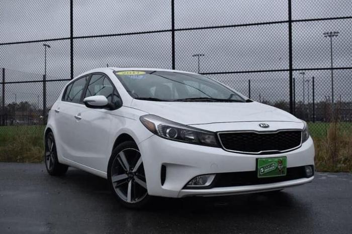 2017 kia forte5 ex hatchback 4d in malden, massachusetts