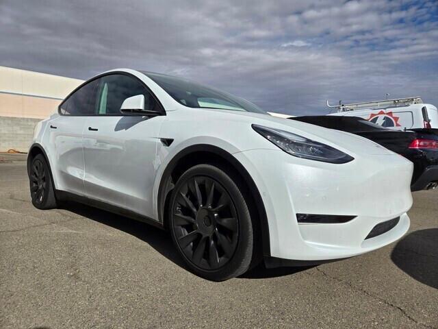 2022 tesla model y long range
