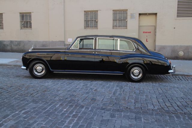 1965 rolls-royce phantom v