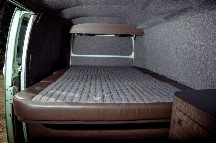 volkswagen bus