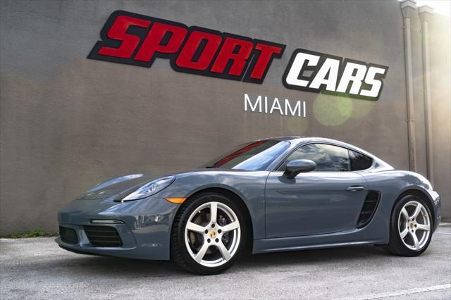 2017 porsche 718 cayman base