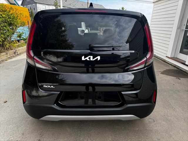 2024 kia soul lx