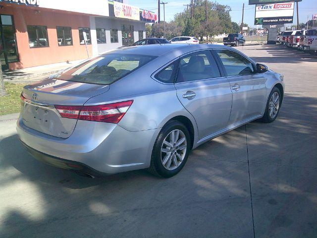 2013 toyota avalon xle premium