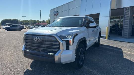 2023 toyota tundra limited crewmax 5.5' bed 3.5l 2wd