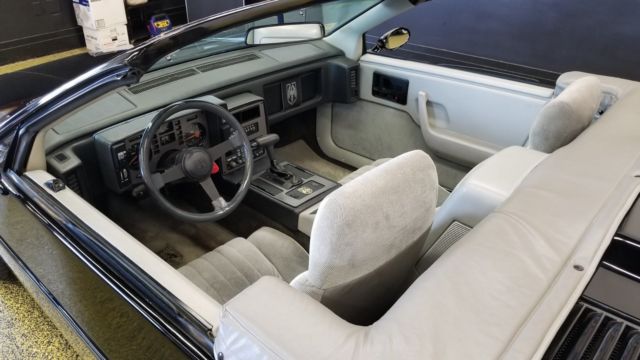 1984 pontiac fiero roadster, only 67k miles, very clean!