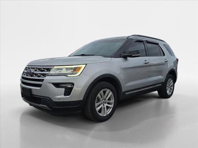 2018 ford explorer xlt