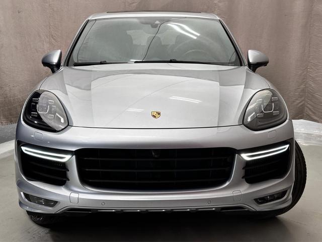 2018 porsche cayenne gts