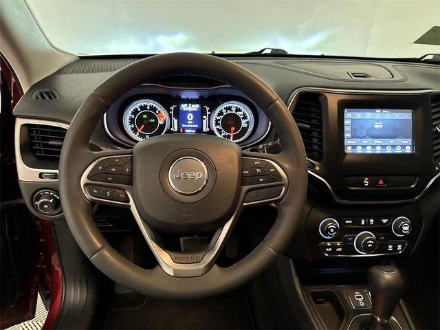 2020 jeep cherokee latitude plus