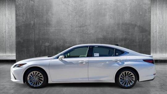 2025 Lexus ES