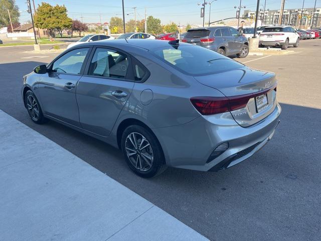 2024 kia forte lxs