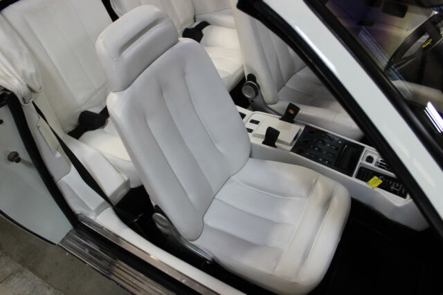 ferrari mondial 3.2 cabriolet bianco 16k miles