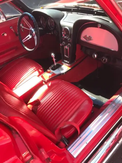 chevrolet corvette stingray split window coupe