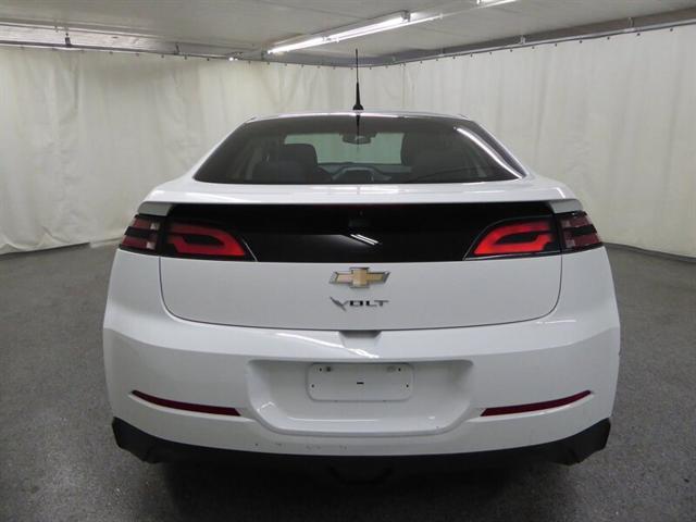 2014 chevrolet volt base