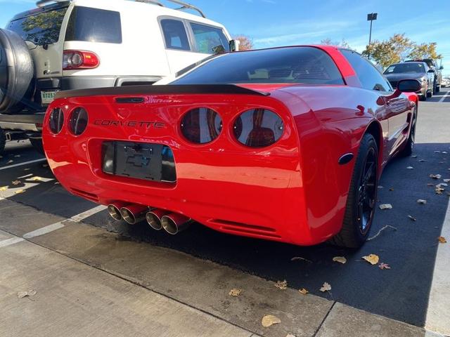 2004 chevrolet corvette base