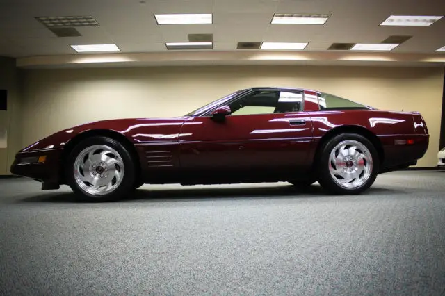 1993 corvette 40th anniversary cpe only 24k miles perfect history all original!