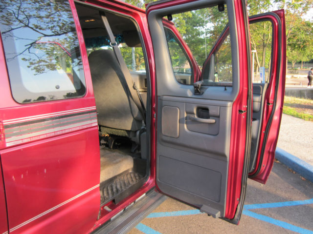 1993 ford e-350 club wagon xlt van e-350 international 7.3 diesel engine 1 ton