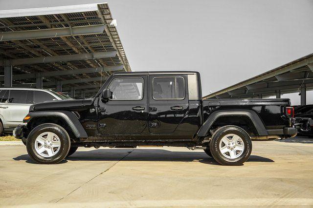 2023 jeep gladiator sport s