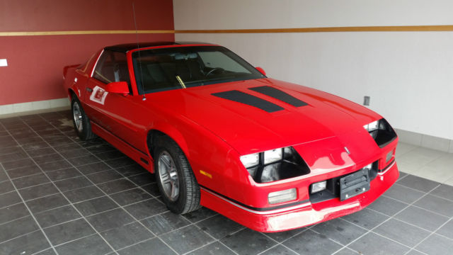 1990 chevrolet camaro iroc-z 20k original miles