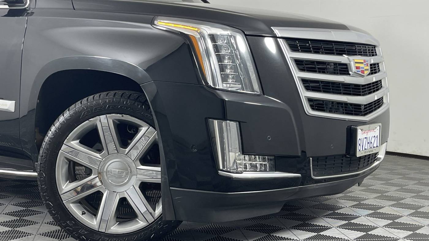 2018 cadillac escalade luxury