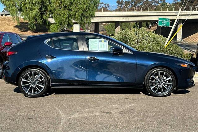 2022 mazda mazda3 awd w/preferred package