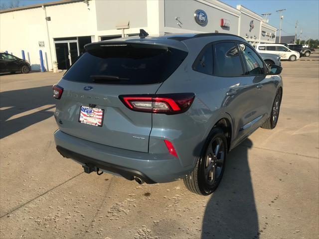 2023 ford escape st-line select