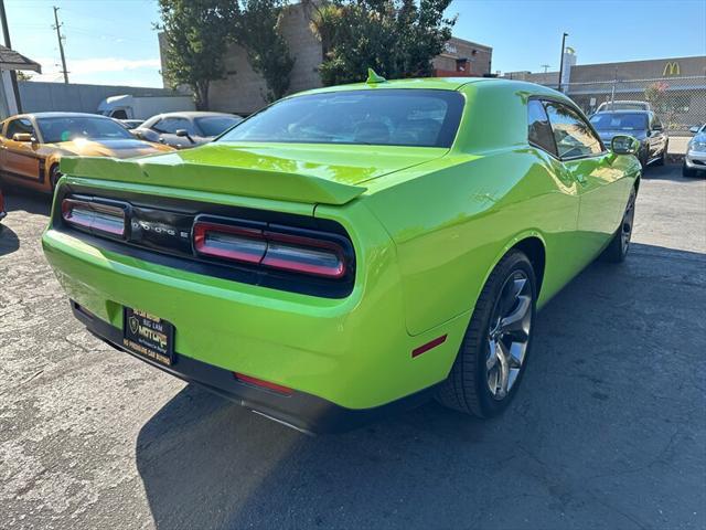 2015 dodge challenger r/t plus