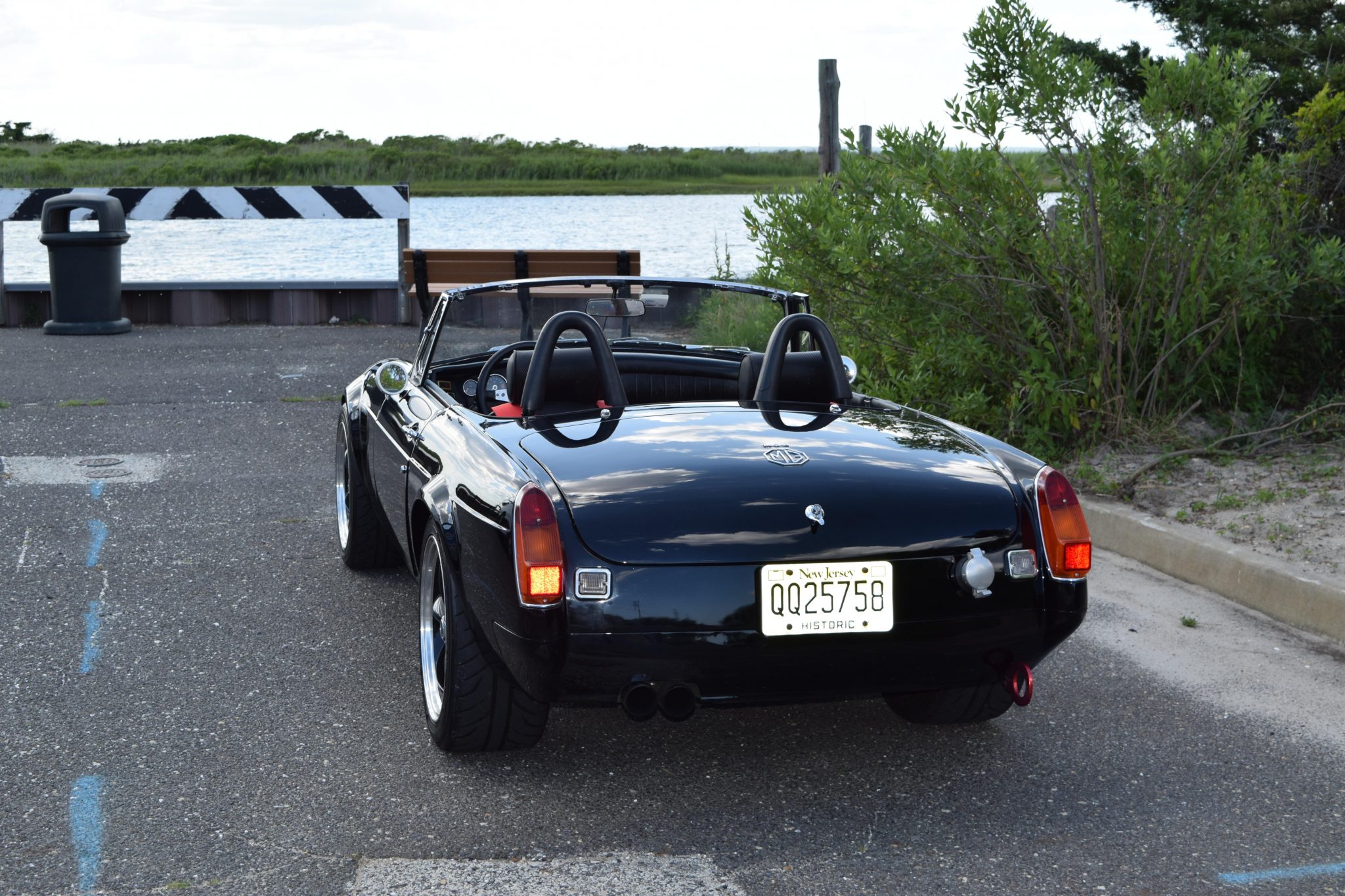 1970 mg mgb roadster 5-speed