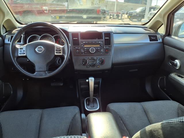 2011 nissan versa 1.8 sl