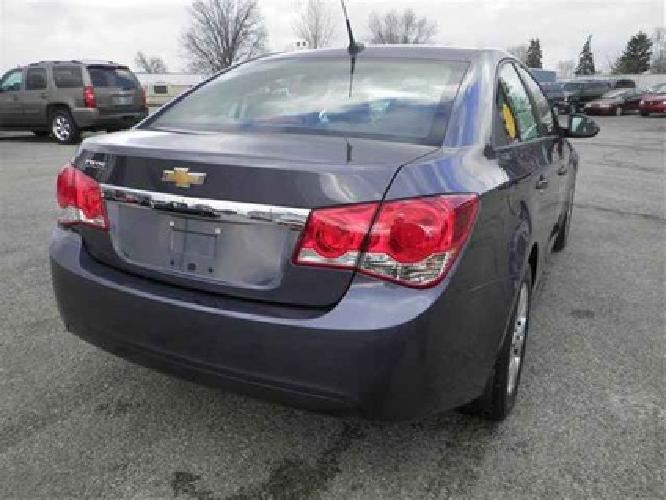 2013 chevrolet cruze ls in seymour, in