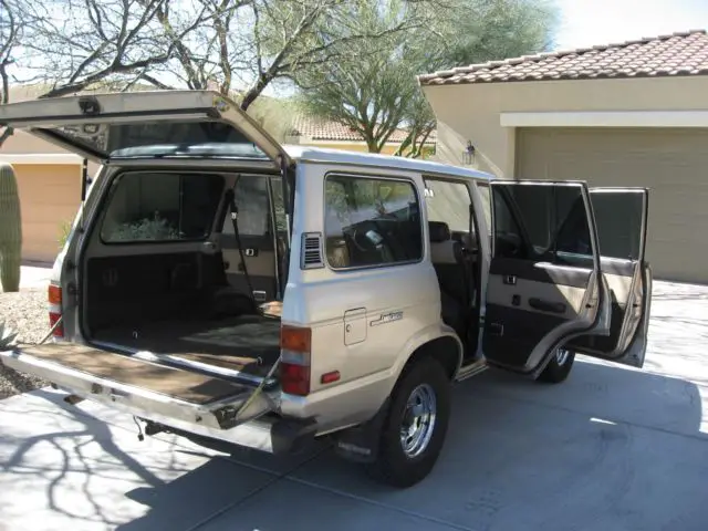 1989 toyota landcruiser fj62 4wd 4door automatic rust free southwest vehicle
