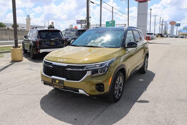 2024 kia seltos s w/ cloth/syntex, navigation, remote