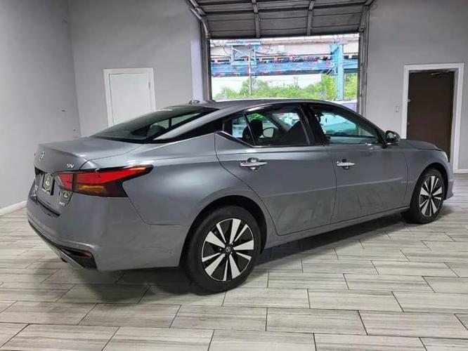 2020 nissan altima 2.5 sv 4dr all-wheel drive sedan in riverton, new jersey