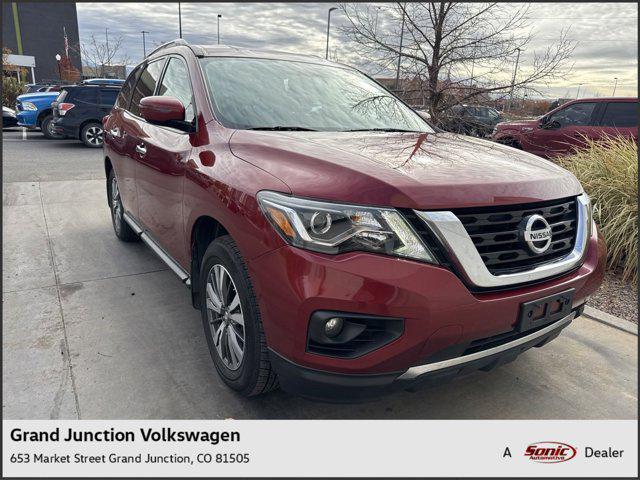 2017 nissan pathfinder sv