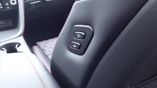 2025 Genesis G70