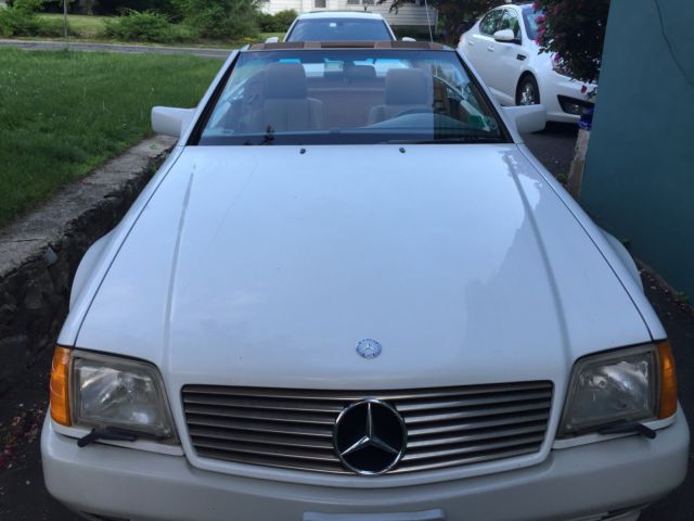 beautiful 1990 mercedes benz 500 sl convertible white with tan interior