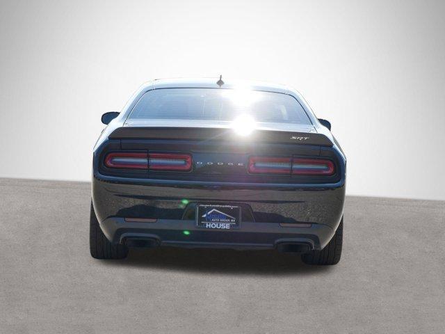 2016 dodge challenger srt hellcat