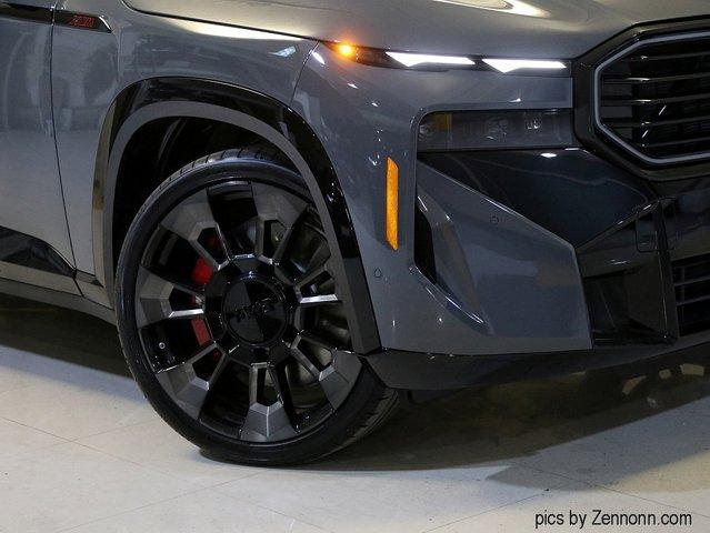 2024 bmw xm label red