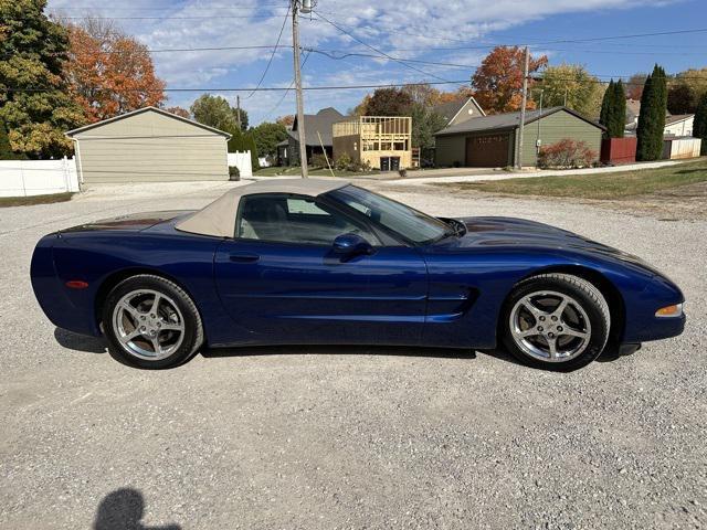 2004 chevrolet corvette base