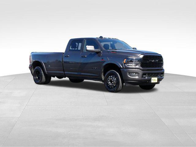 2022 ram 3500 limited crew cab 4x4 8' box