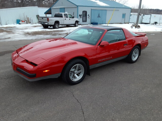 1989 pontiac firebird 5.7l v8 16v rwd hatchback 90,000miles t-tops