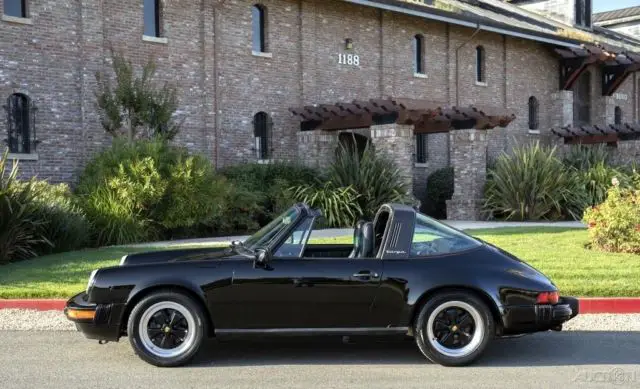 1987 carrera targa garaged black/black sport seats low miles service records