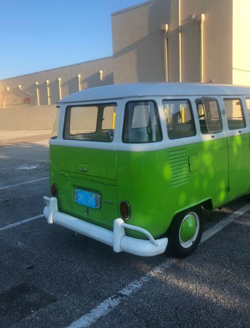 1974 volkswagen bus 15 windows