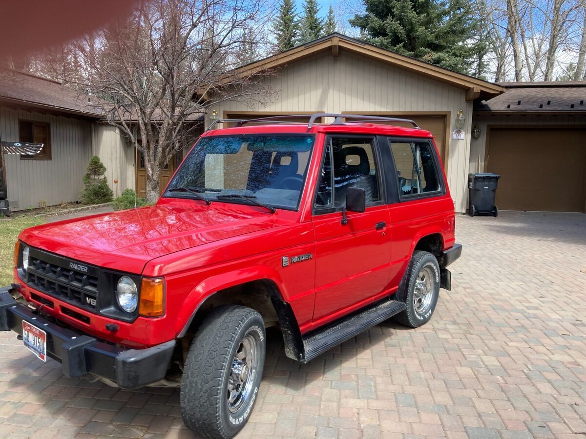 1989 dodge raider rare v-6, 4 wheel drive