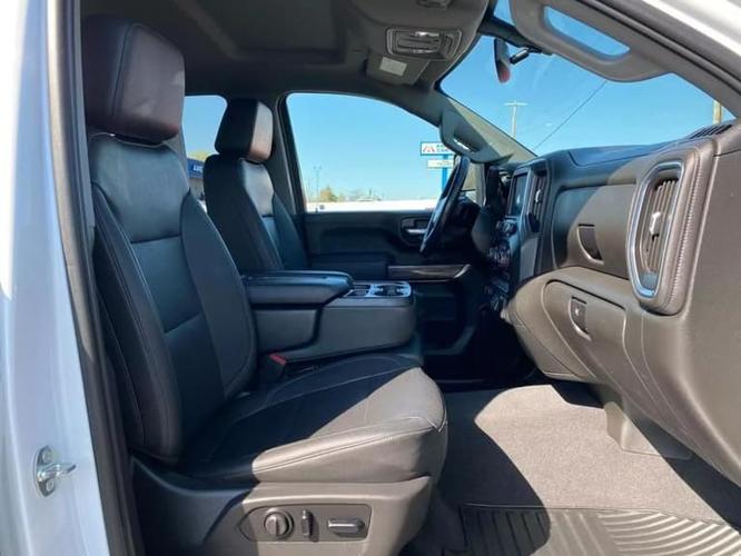 2022 chevrolet silverado 2500 hd crew cab ltz pickup 4d 6 1/2 ft in harrisonville, missouri