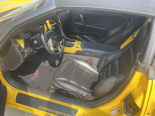 2005 corvette z51 with built ls2 700hp supercharged convertible. loaded. black