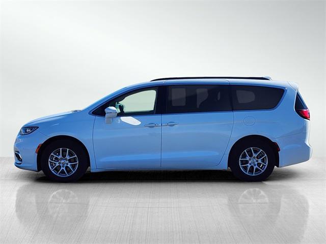2022 chrysler pacifica touring l