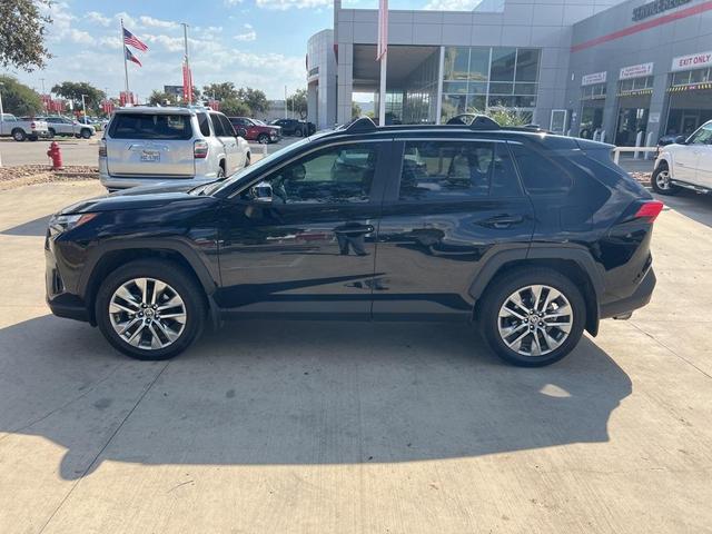 2023 toyota rav4 xle premium