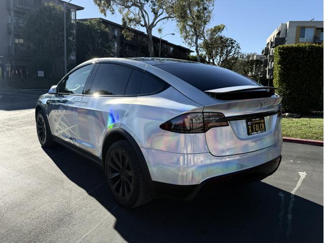 2022 tesla model x plaid